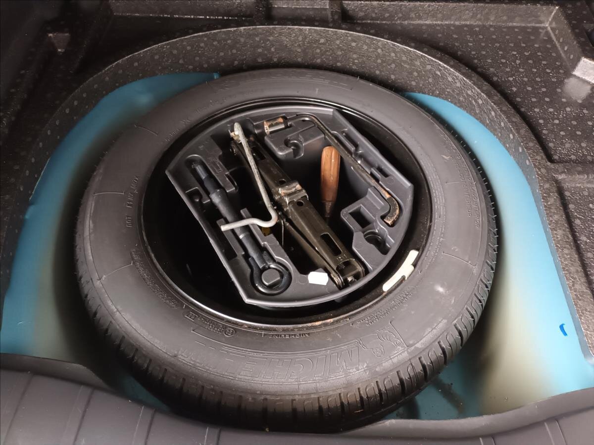 Peugeot 207 Kombi 1,4 l 54 kw