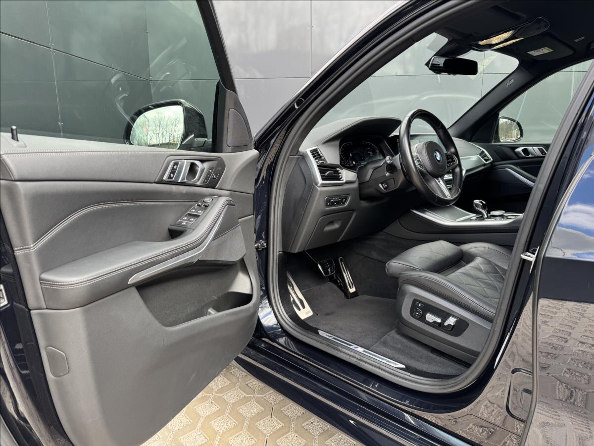 BMW X5 SUV / Terénní 3,0 l 245 kw