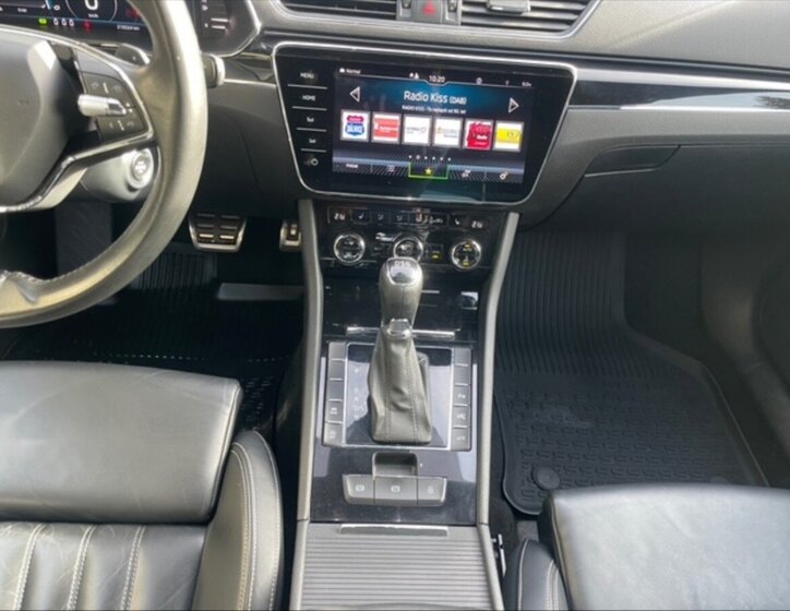 Škoda Superb 10