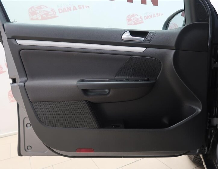 Volkswagen Golf Hatchback 1,4 l 59 kw