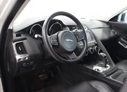 Jaguar E-Pace SUV / Terénní 2,0 l 183 kw
