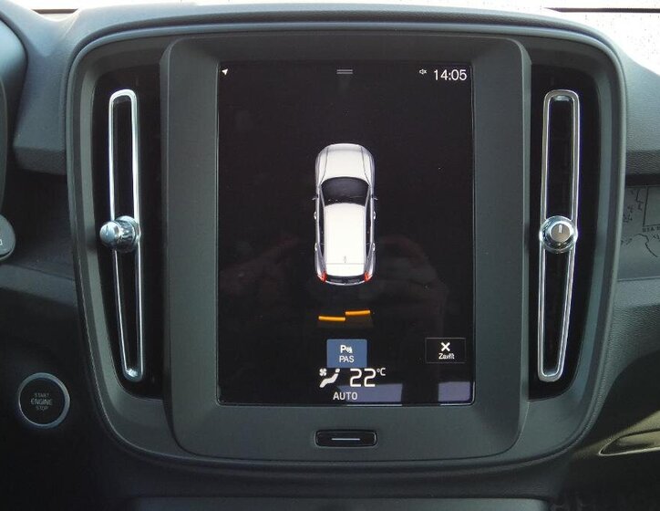 Volvo XC40 SUV / Terénní 1,5 l 95 kw