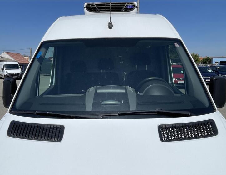Mercedes-Benz Sprinter 29