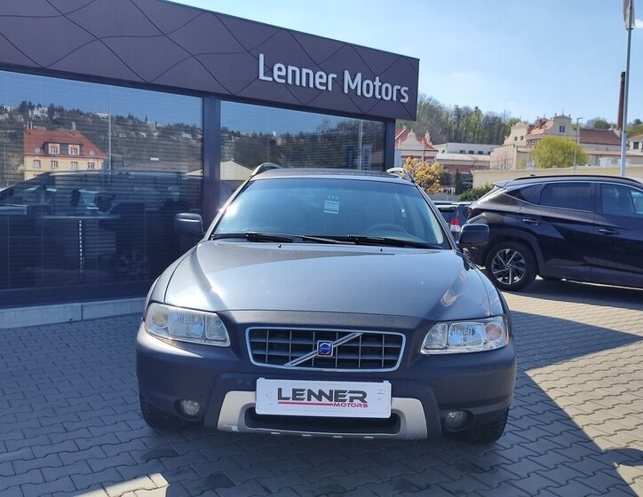 Volvo XC70 Kombi 2,4 l 120 kw