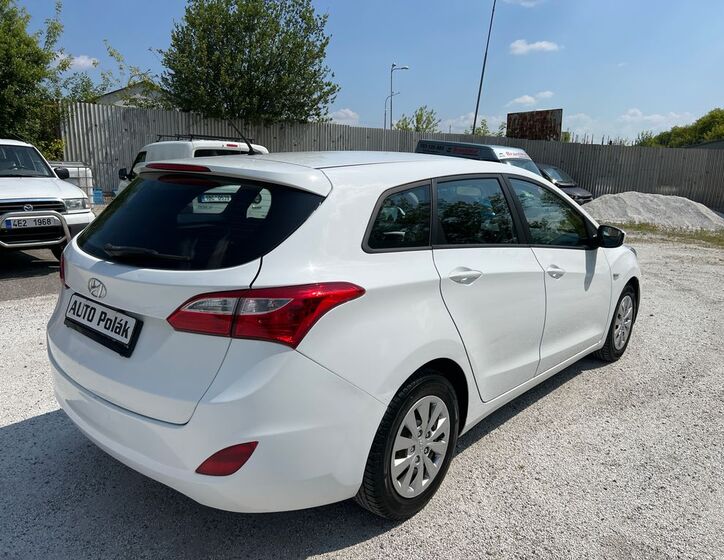 Hyundai i30 13