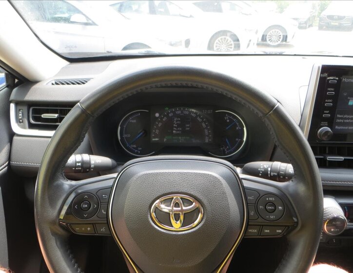 Toyota RAV4 22