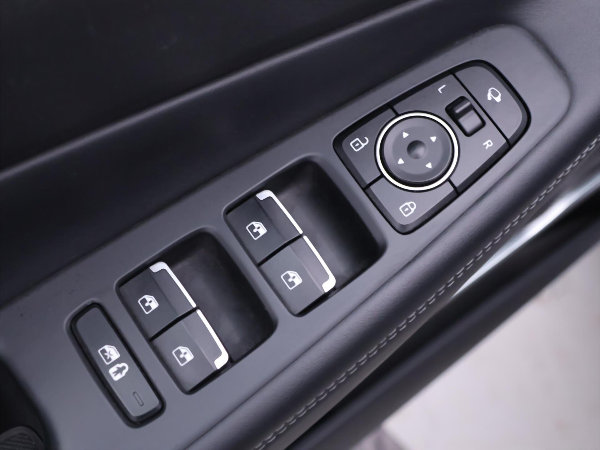 Hyundai Santa Fe SUV 2,2 l 142 kw