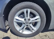 Toyota Avensis Kombi 2,0 l 93 kw