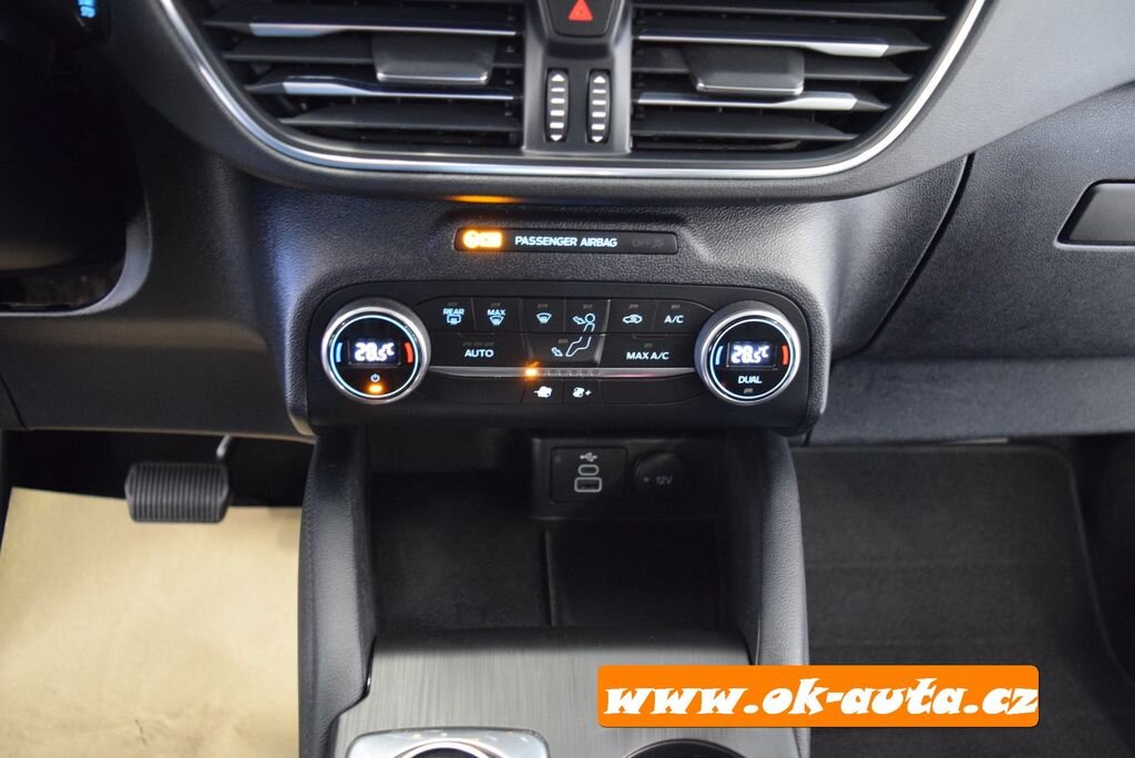 Ford Kuga SUV / Terénní 2,5 l 112 kw