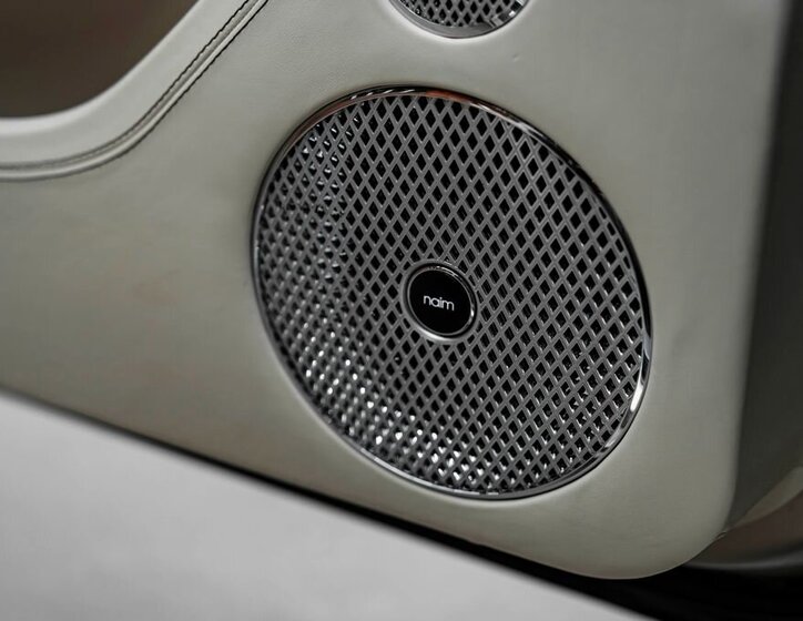 Bentley Continental GTC 13