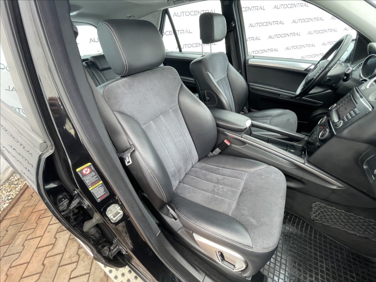 Mercedes-Benz Třídy M SUV / Terénní 3,5 l 200 kw