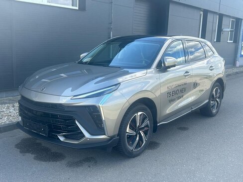 Dongfeng Ostatní SUV / Terénní 1,5 l 180 kw