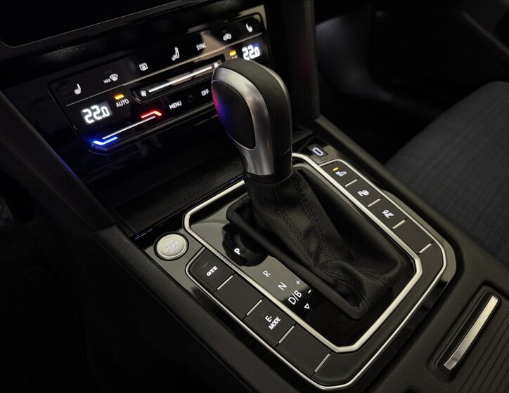 Volkswagen Passat 48