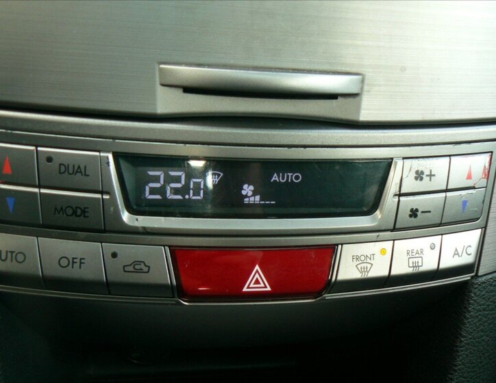 Subaru Legacy Kombi 2,0 l 110 kw