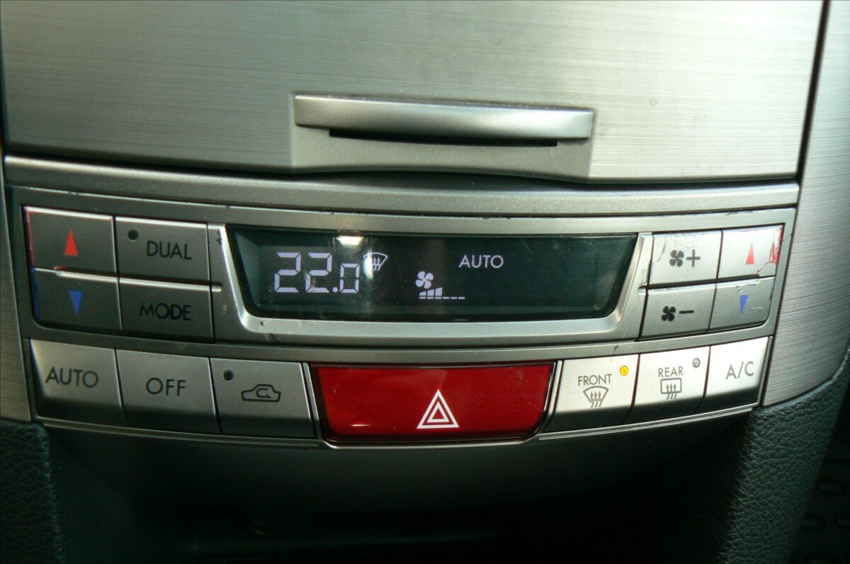 Subaru Legacy Kombi 2,0 l 110 kw