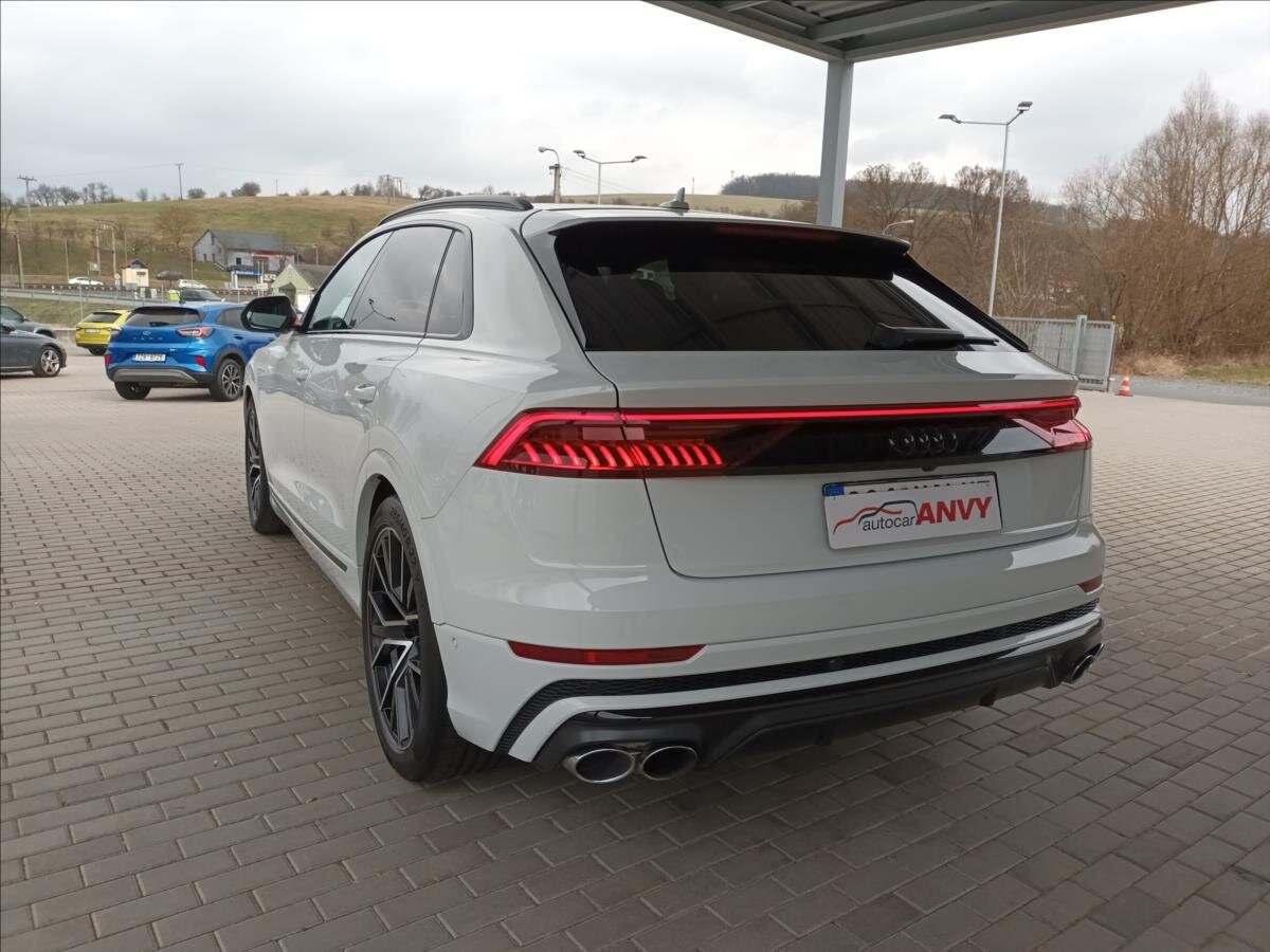 Audi SQ8 SUV / Terénní 4,0 l 320 kw