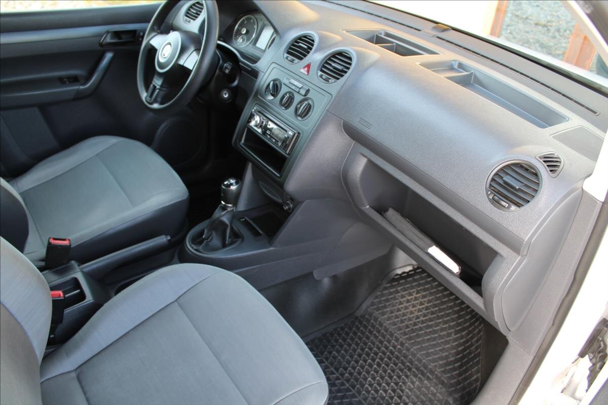 Volkswagen Caddy Skříň 2,0 l 81 kw