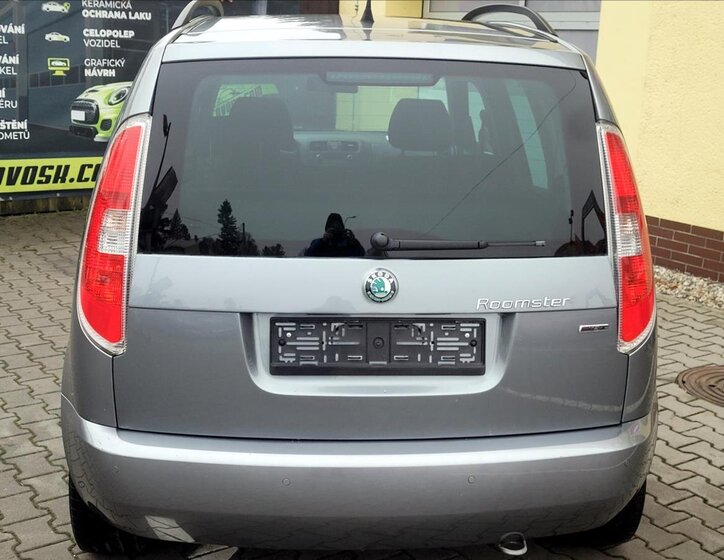 Škoda Roomster 12