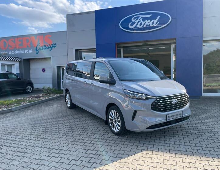 Ford Tourneo Custom Kombi 2,0 l 125 kw