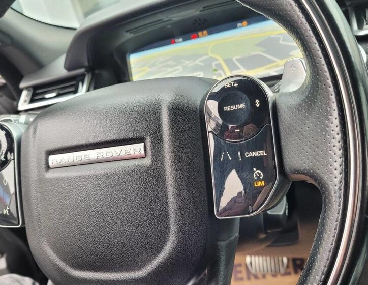 Land Rover Range Rover Velar SUV 3,0 l 221 kw