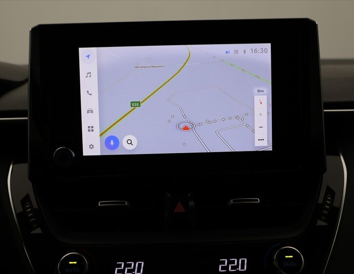 Toyota Corolla Sedan / Limuzína 1,5 l 92 kw