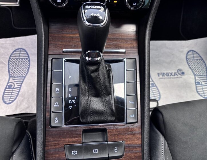 Škoda Superb Kombi 2,0 l 206 kw