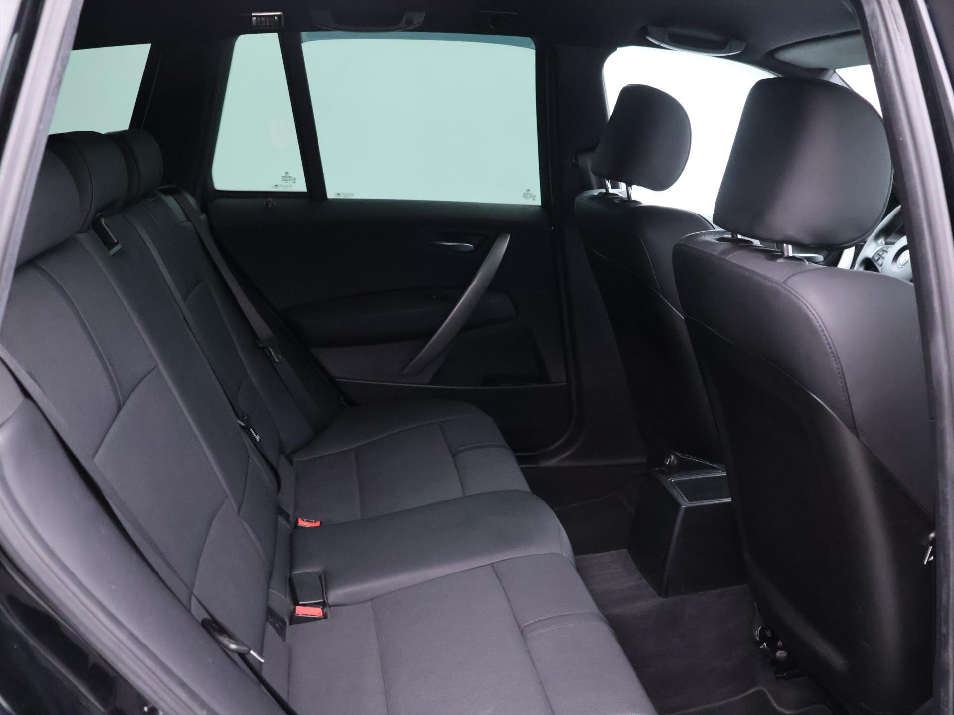 BMW X3 SUV / Terénní 2,0 l 110 kw