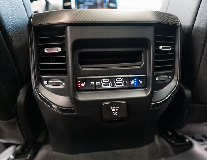 Dodge RAM Pick-up 6,2 l 523 kw