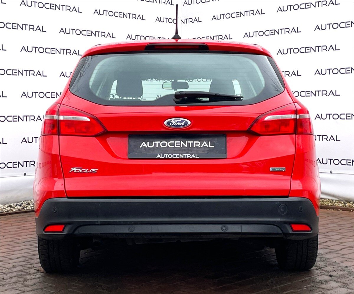 Ford Focus Kombi 999,0 92 kw