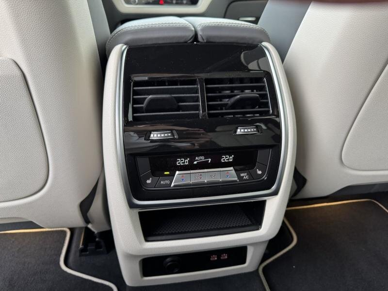 BMW X5 SUV / Terénní 3,0 l 250 kw