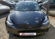 Tesla Model 3 11