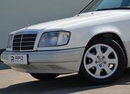 Mercedes-Benz 124 31