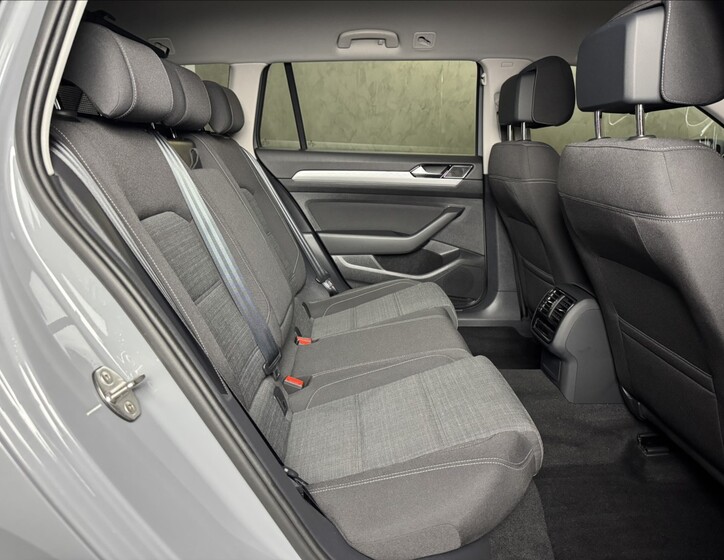 Volkswagen Passat 13