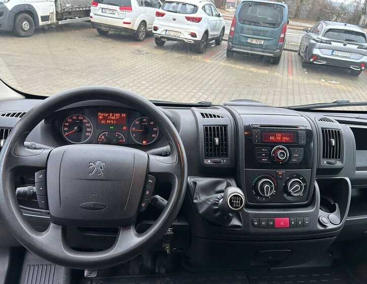 Peugeot Boxer Skříň 2,2 l 110 kw