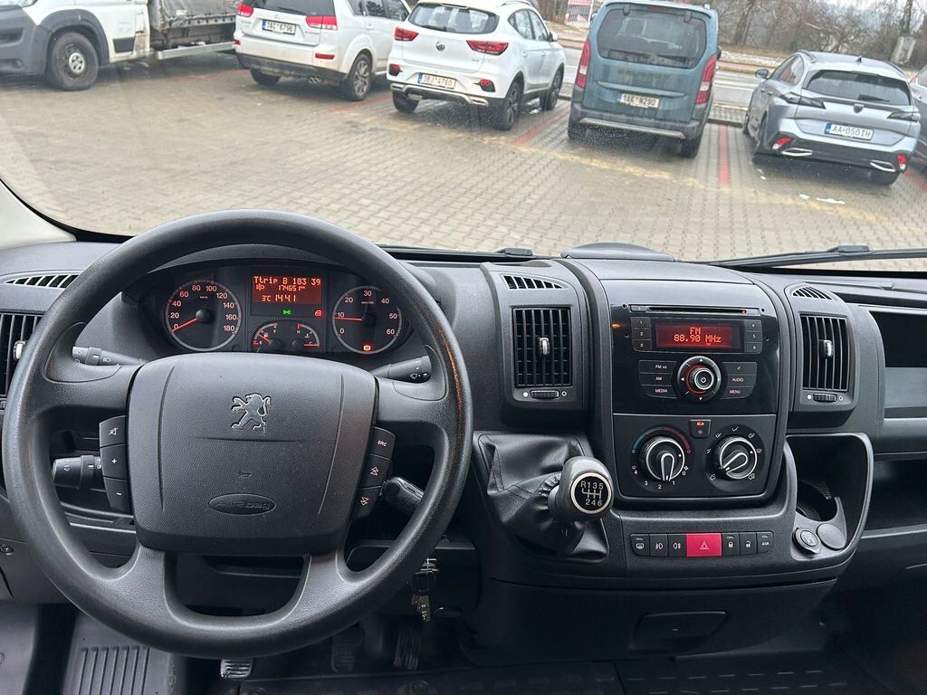 Peugeot Boxer Skříň 2,2 l 110 kw