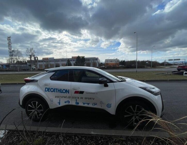 Toyota C-HR SUV / Terénní 1,8 l 98 kw