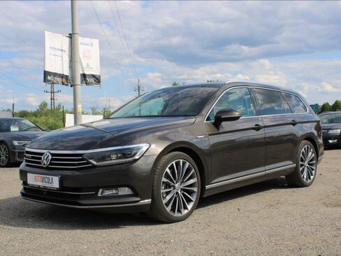 Volkswagen Passat Kombi 2,0 l 176 kw