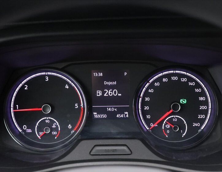 Volkswagen Transporter Kombi 2,0 l 110 kw