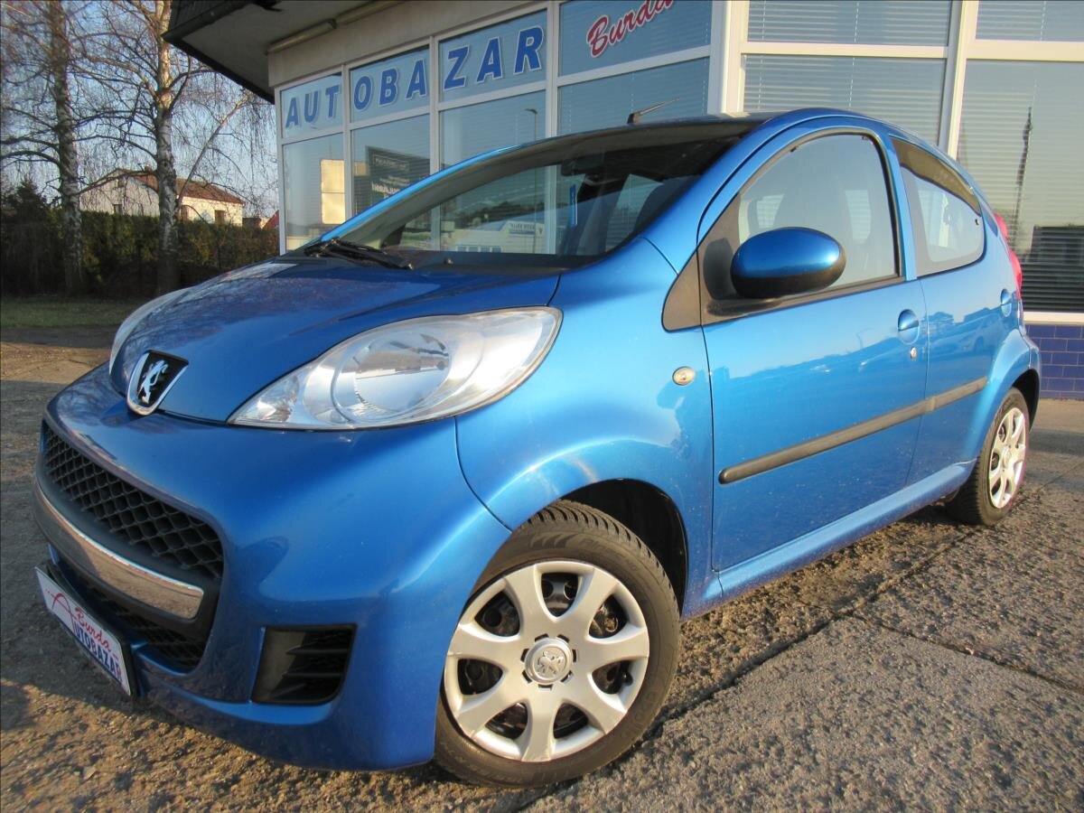 Peugeot 107 Hatchback 998,0 50 kw