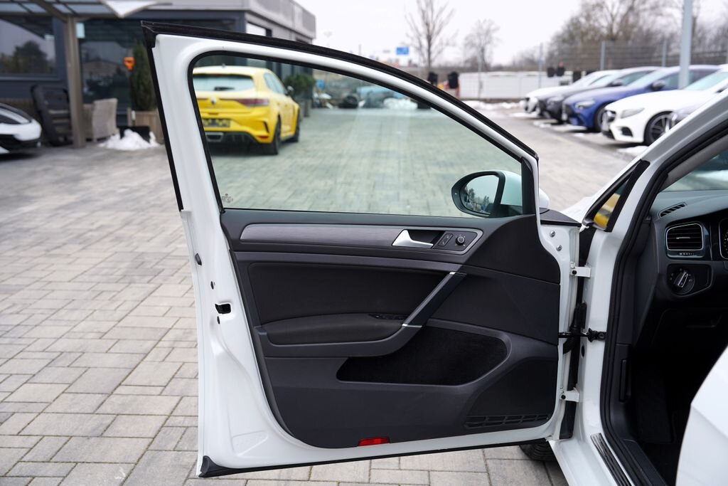 Volkswagen Golf Kombi 1,6 l 85 kw