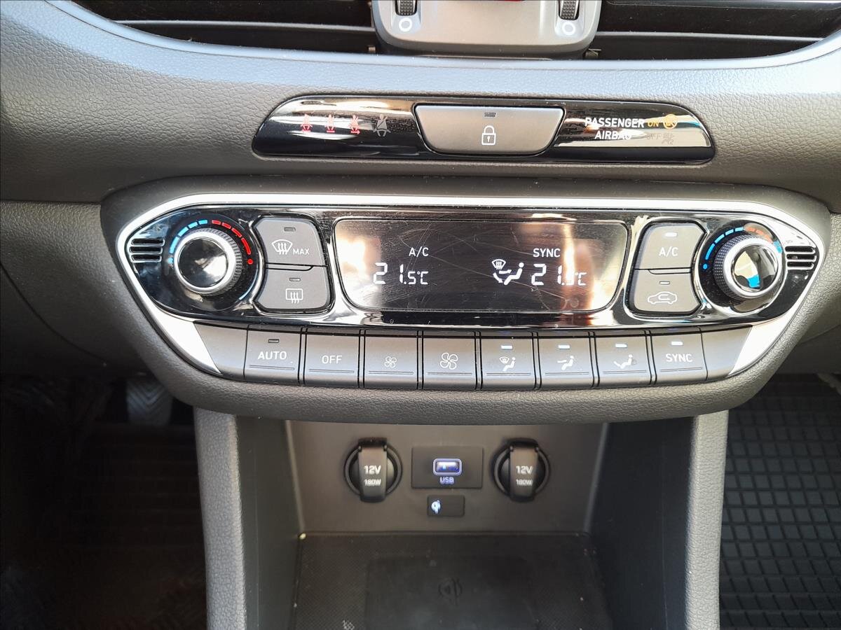 Hyundai i30 Liftback 998,0 88 kw