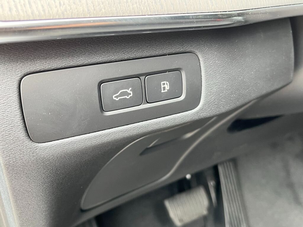 Volvo XC90 SUV 2,0 l 335 kw