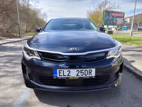 KIA Optima Sedan / Limuzína 2,0 l 115 kw