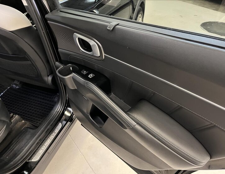 KIA Sorento SUV 2,2 l 148 kw