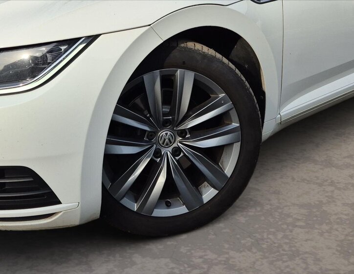 Volkswagen Arteon 6