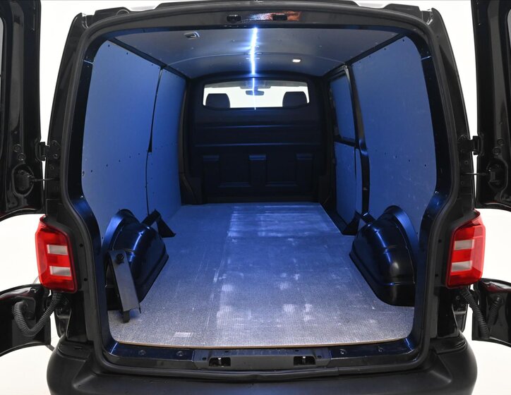 Volkswagen Transporter Skříň 2,0 l 75 kw