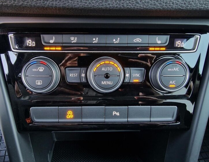 Volkswagen Touran Kombi 2,0 l 90 kw