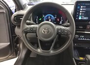 Toyota Yaris Cross CUV / Crossover 1,5 l 68 kw