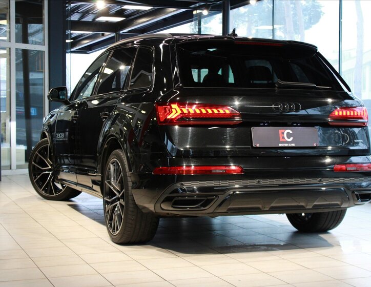 Audi Q7 SUV 3,0 l 210 kw