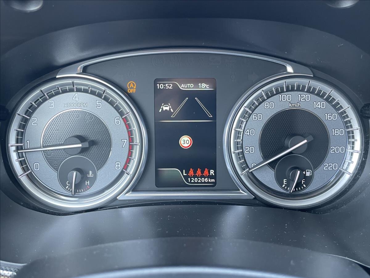 Suzuki Vitara SUV / Terénní 1,4 l 103 kw